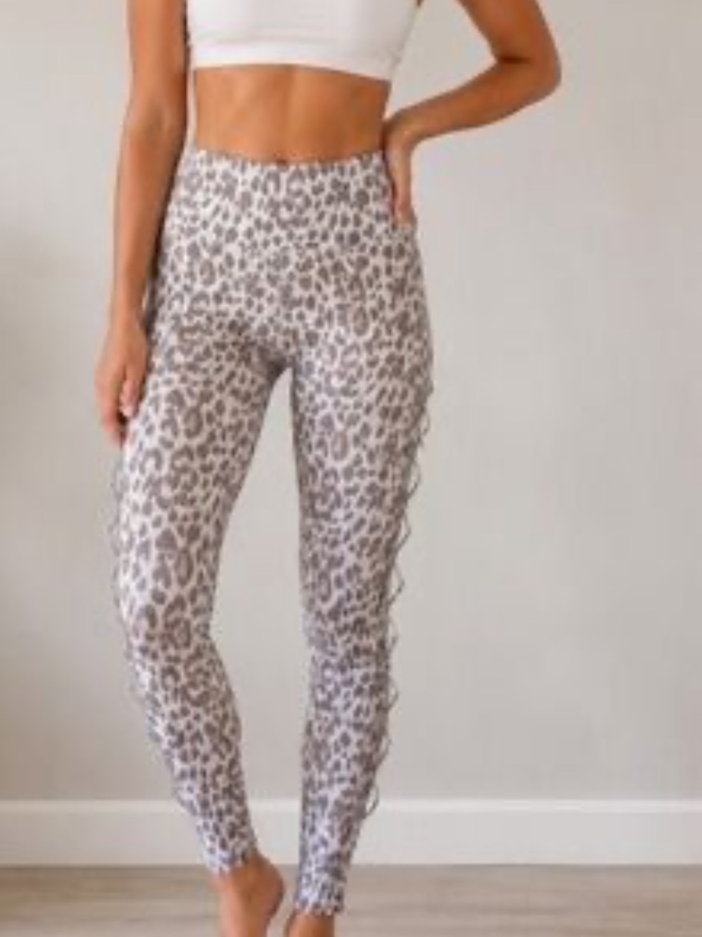 Victoria’s Secret Incredible Essential High Rise Leggings